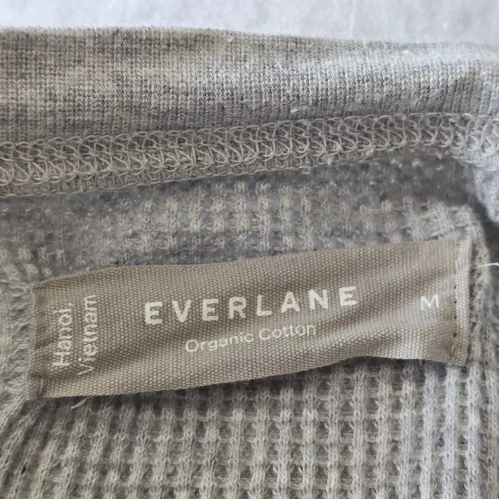 Everlane Men’s Waffle Knit Gray Long Sleeve T-Shirt Size M Minimalist Streetwear - Picture 3 of 8